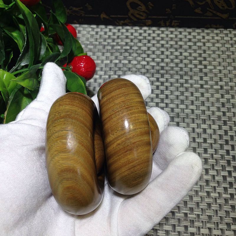 绿檀手把件绿檀木质圆形手转捻件自然清香绿檀木文玩工艺品批发