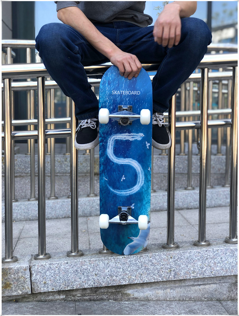 男女学生初学板双翘板滑板四轮滑板双翘滑板车一件代发