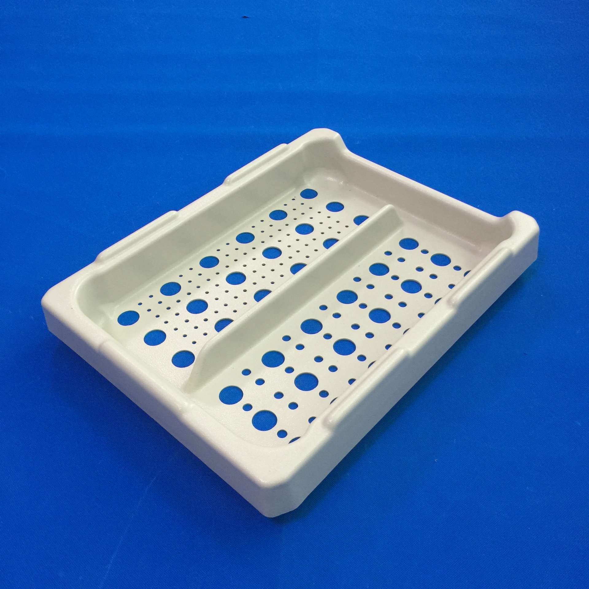 东莞迪泰吸塑定制abs/pp/pc亚克力厚板吸塑定做包装带孔塑料托盘