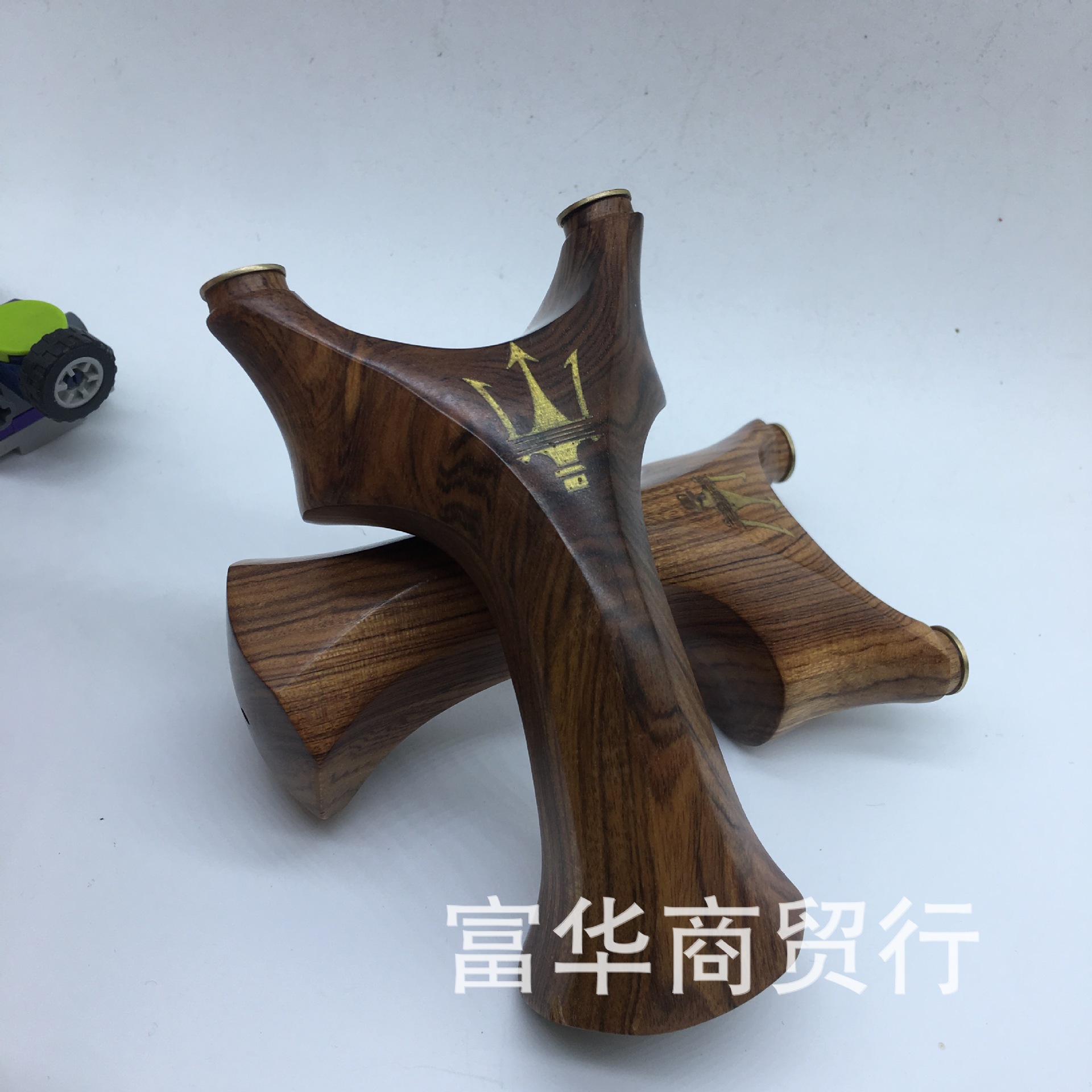 沙漠铁实木反曲八棱弹弓 玛莎拉蒂 八楞飞虎扁皮筋弹弓厂家直销