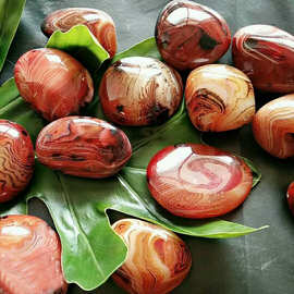 批发五彩玛瑙石鱼缸装饰七彩玛瑙石花盆装饰彩色玛瑙石大颗粒