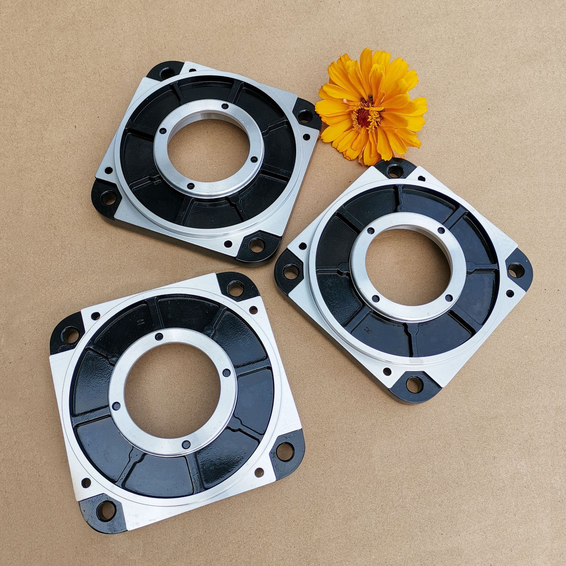 伺服电机130系列前端盖压铸件加工铝合金锌合金压铸件加工定制