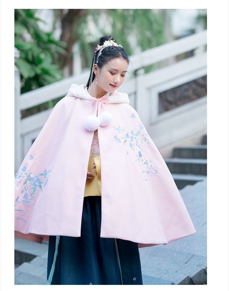 商品描述主题元素侠义古装适合年龄18-24周岁尺码均码颜色浅绿色,杏