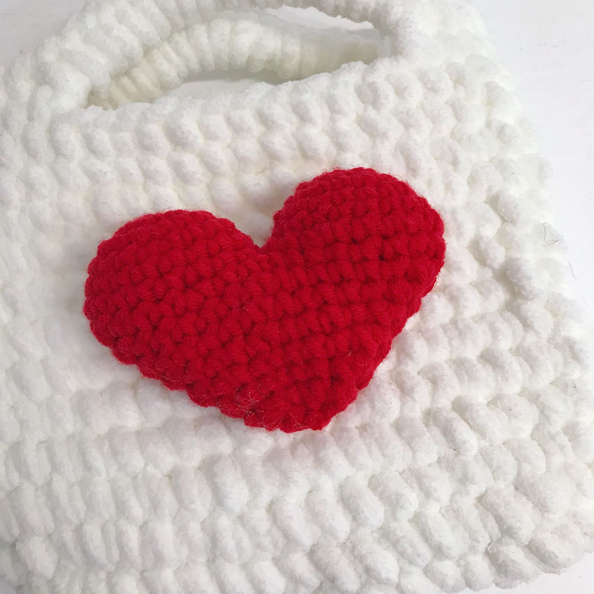 抖音同款毛绒包包手工diy编织爱心毛线包自制钩针泫雅小香风女包