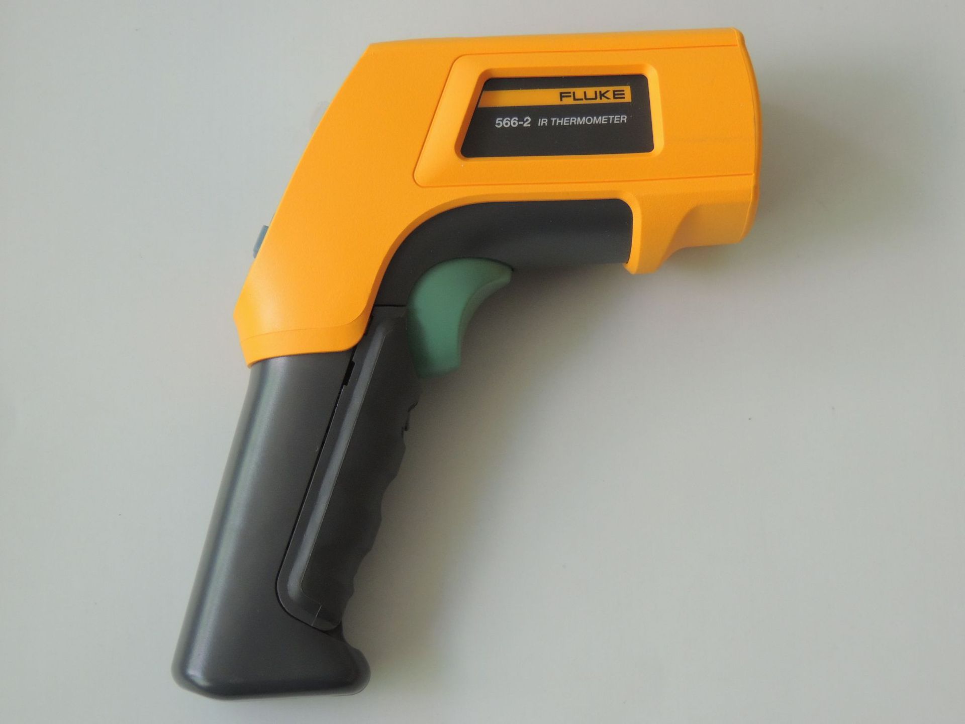 福禄克fluke5662替代f566红外测温仪f566235至750c