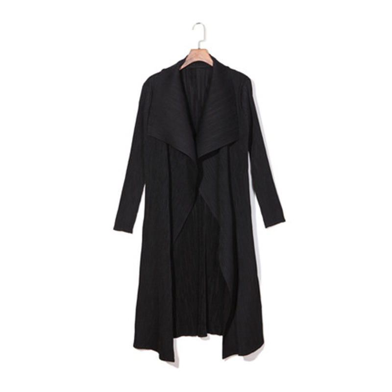 褶皱秋装新款时尚气质中长款褶皱风衣女披风宽松大码外套