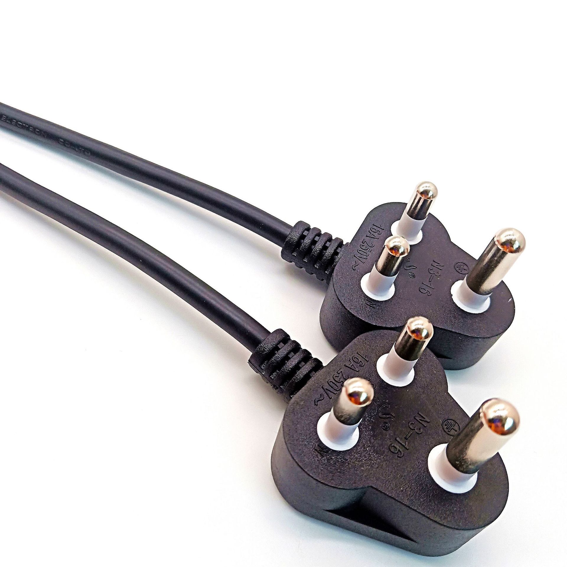 热销大南非小南非三芯插头电源线品字尾大小南非电源线插头梅花尾