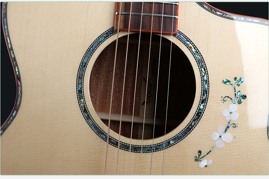 2019  莫斯最新雕花民谣吉他    混批价格按低批发价格出售  批发不