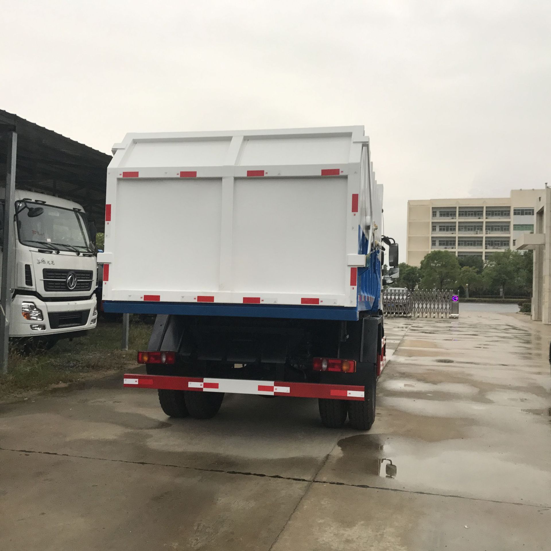 东风天锦17方对接式垃圾车 块状垃圾清运车 大型对接垃圾车促销