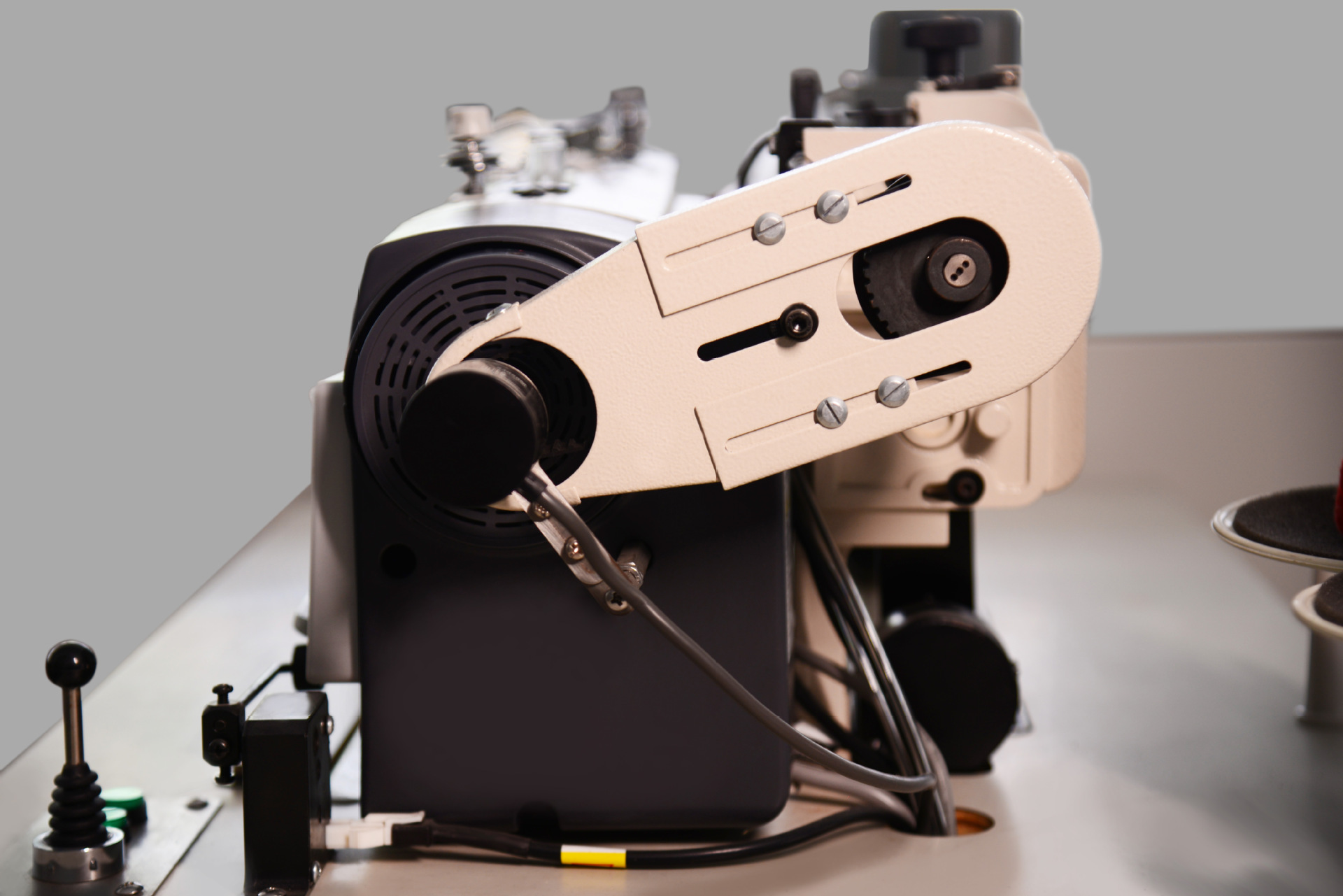 窗帘卷边机 布艺窗帘自动卷边