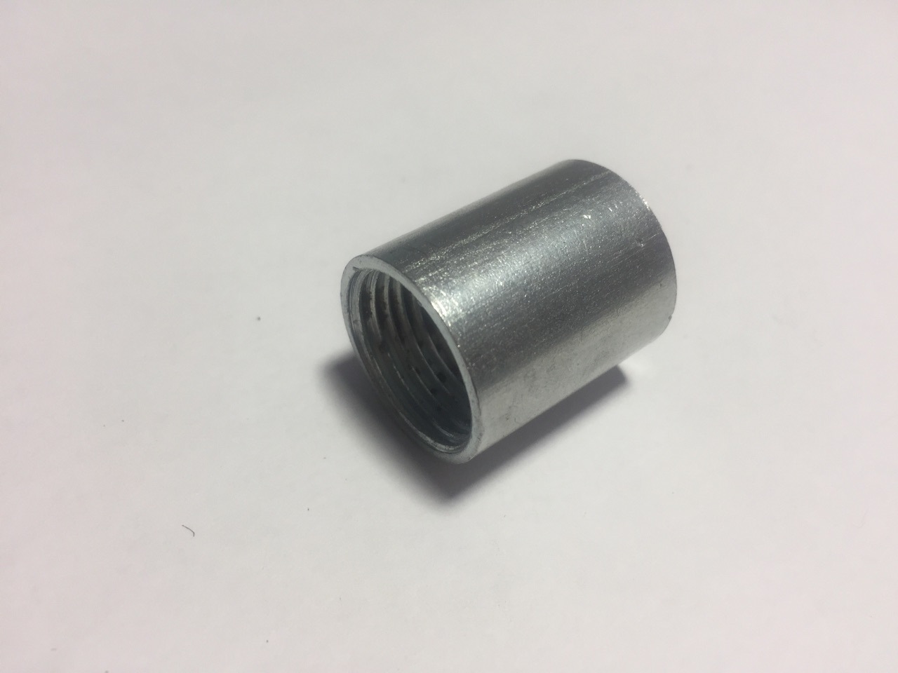 直供led工矿灯及管道4分英制g1/2内牙通丝铁镀锌接头-阿里巴巴