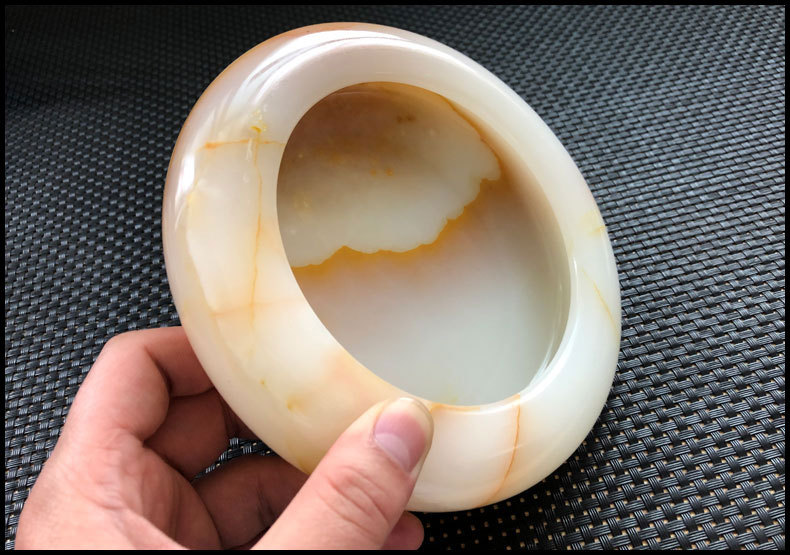 初沐 阿富汗玉山水纹玉石烟灰缸批发