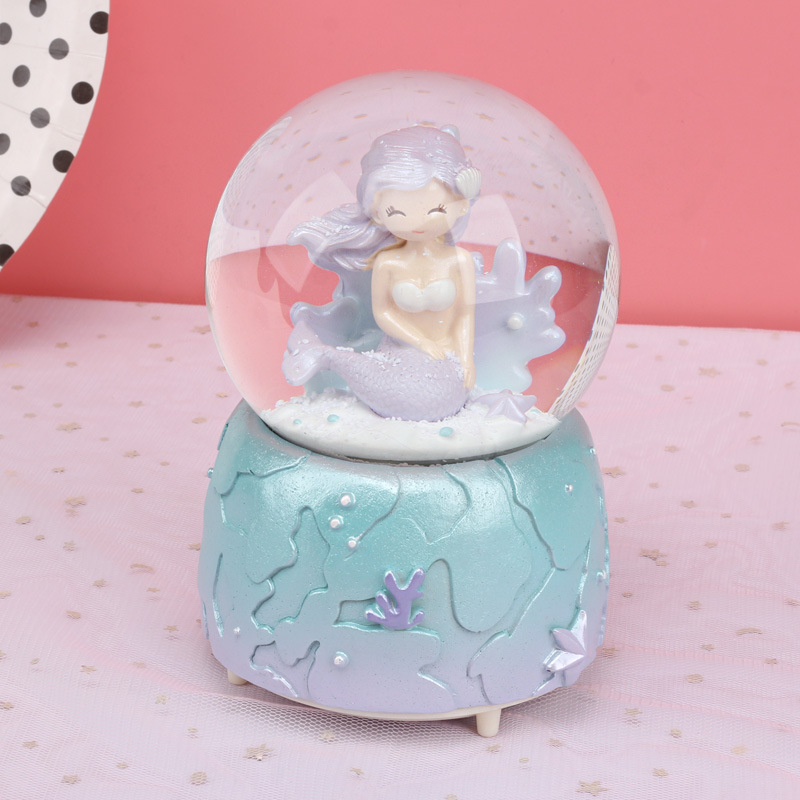 卡通美人鱼水晶球学生生日礼物创意飘雪音乐创意家居装饰批发