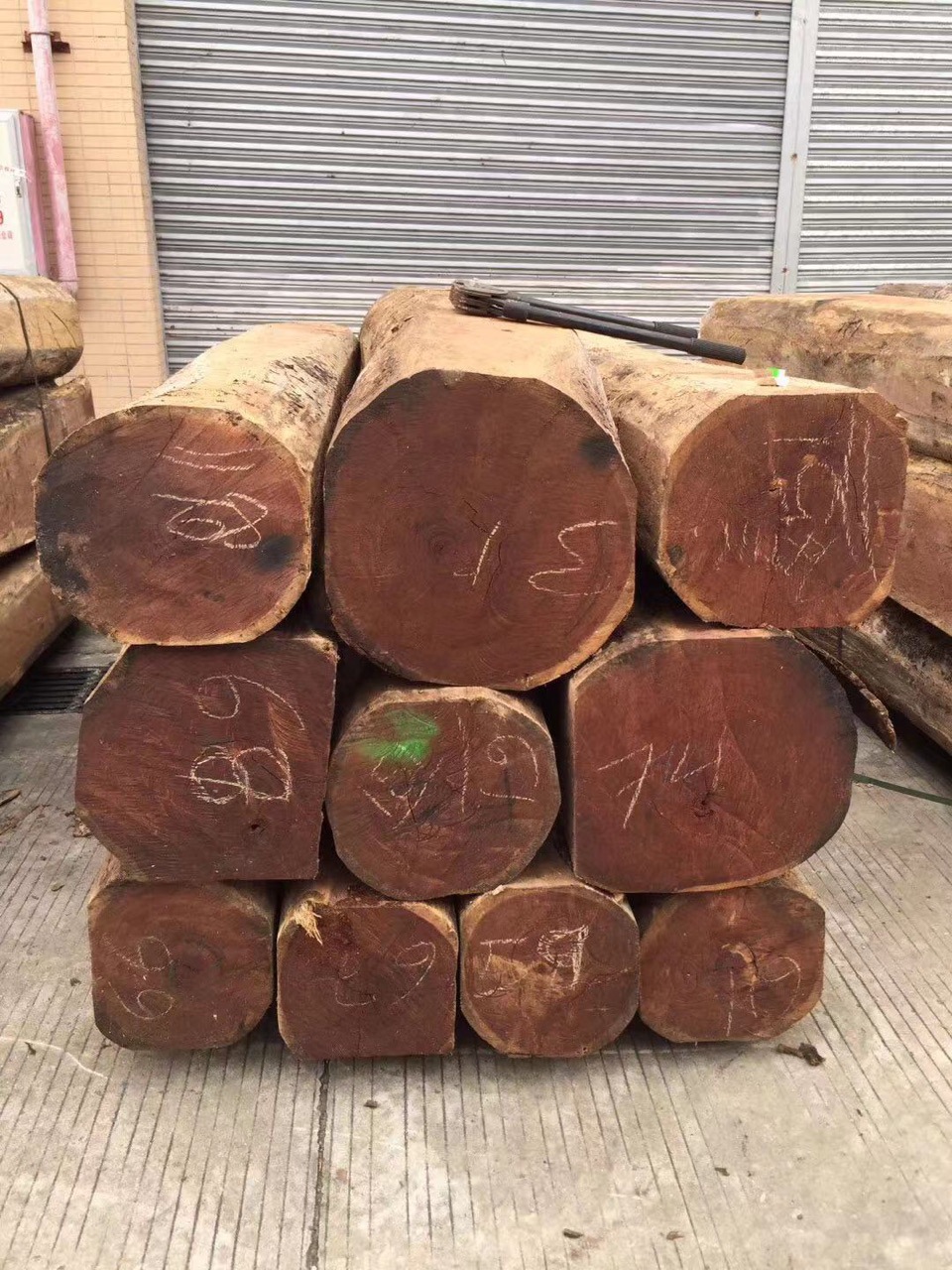 红檀香花梨 原木木材 供应红檀香木料 花梨木家具装修防腐木