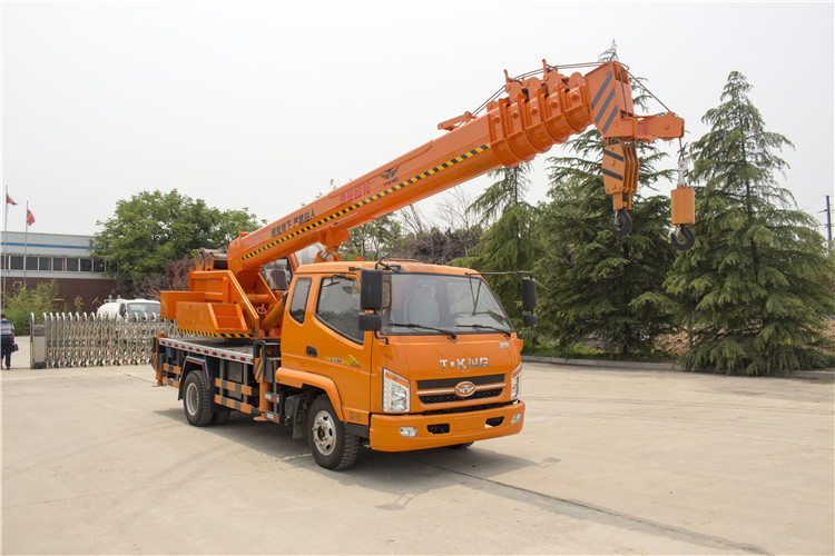 油电两用12吨小型吊车汽车吊双吊装卷扬机价格合理