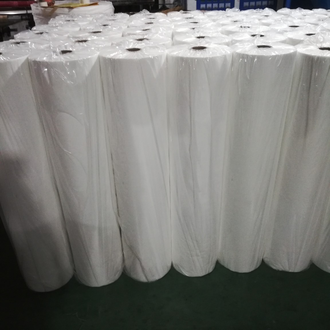 工厂销售03mmpe隔汽膜金属钢构屋面专用隔汽膜