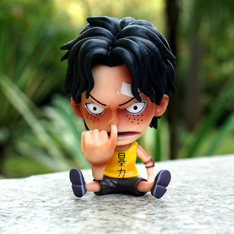 厂家直销海贼王手办gk自信的路飞抠鼻艾斯手办模型公仔