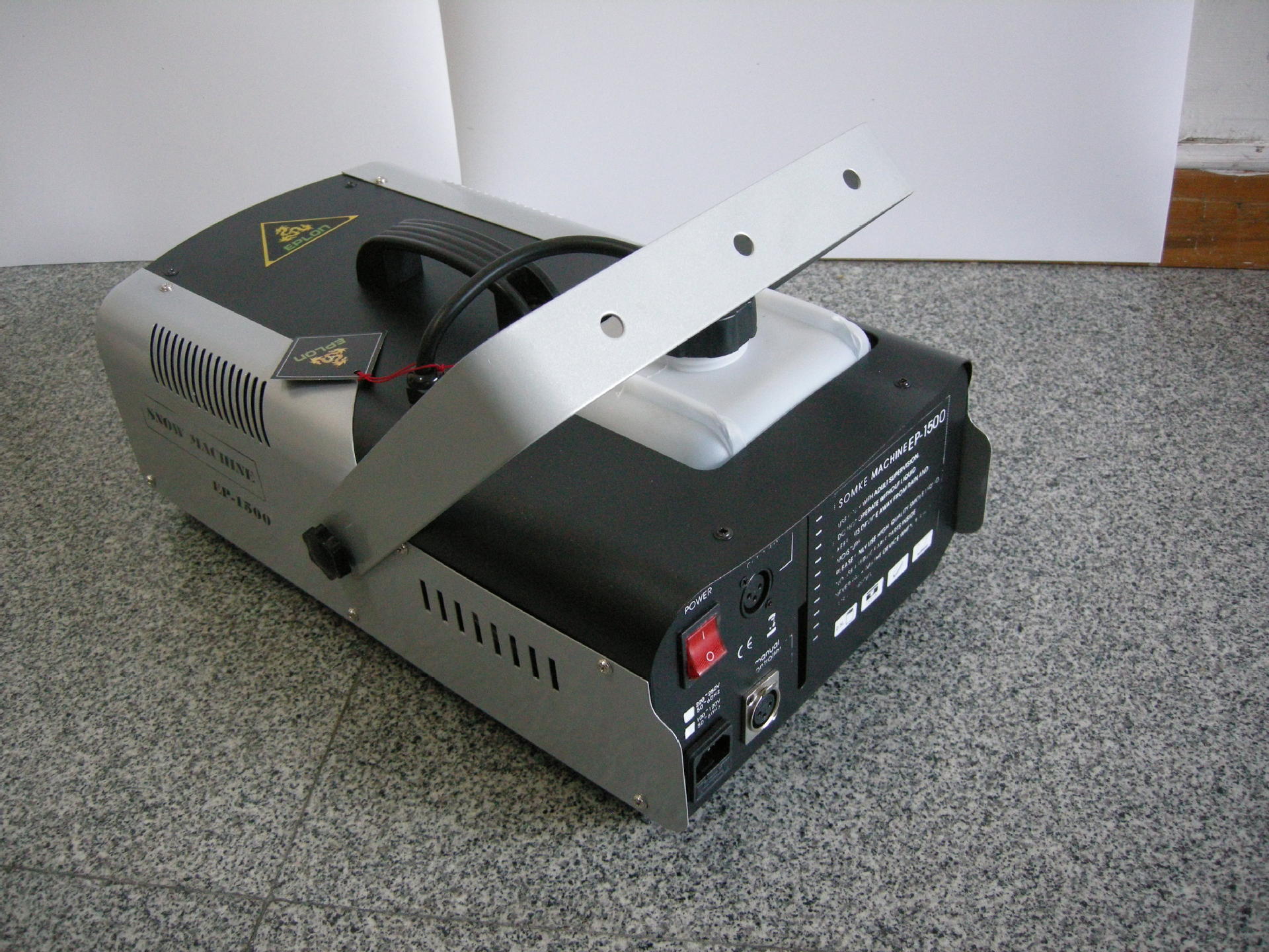 舞台设备烟雾机 1500w烟雾机 舞台烟机雾机烟雾油造雾发生设备