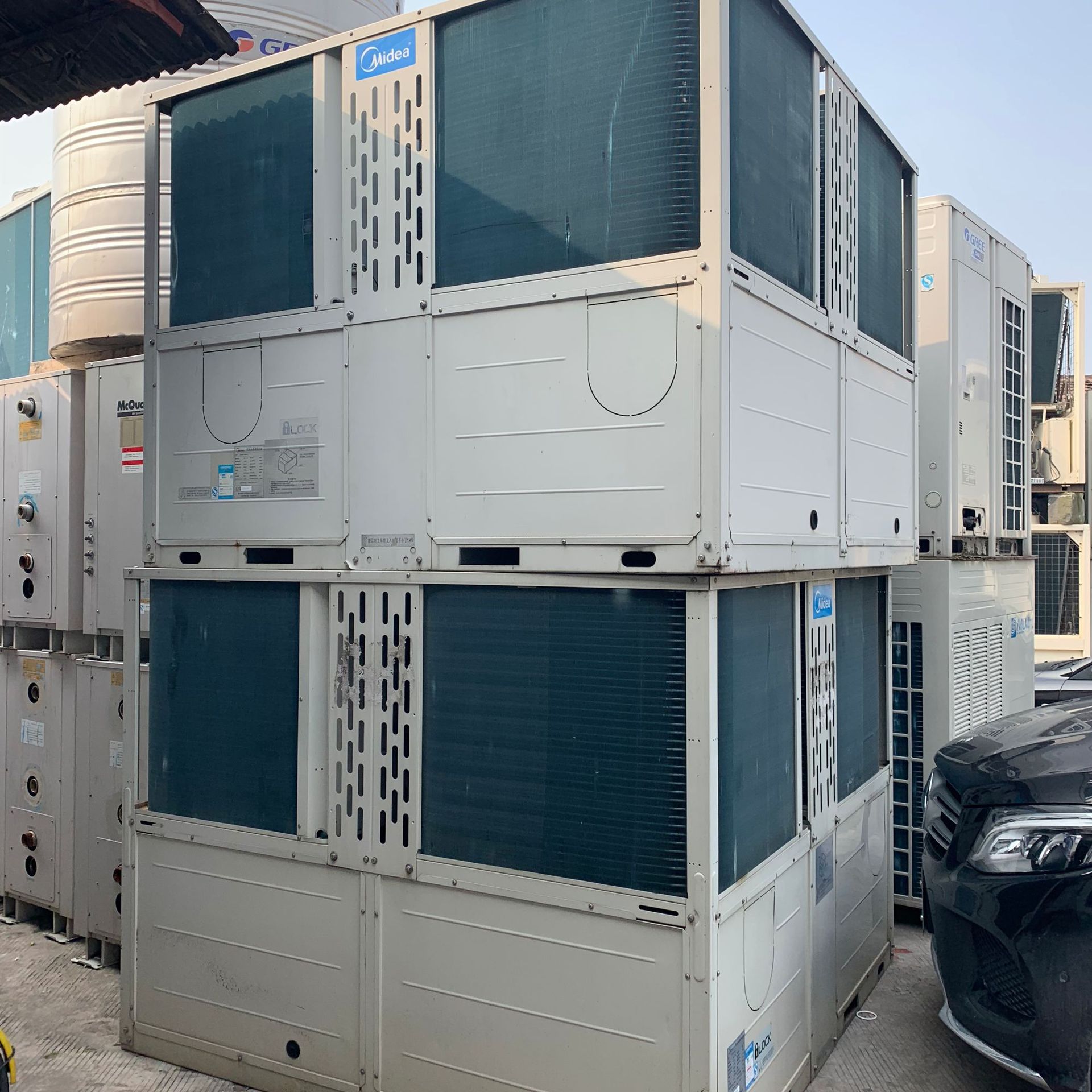 出售二手美的风冷模块(g款)平顶50匹中央空调