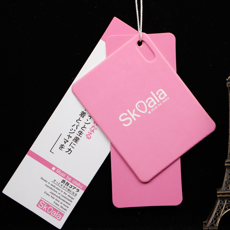 高档服装标签定做 衣服合格证工厂定制通用印刷加厚吊卡 女装吊牌