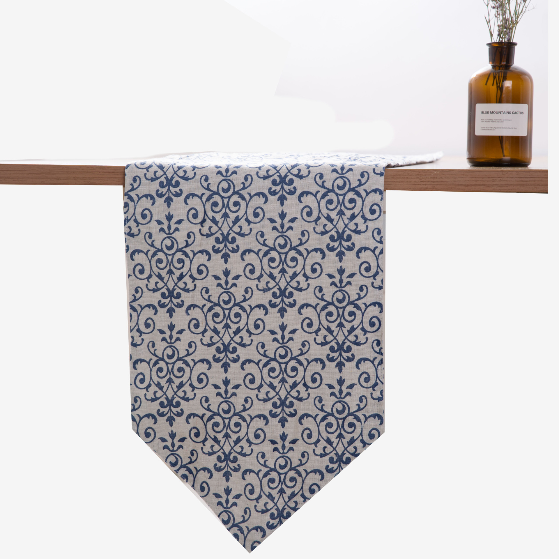 直销青花瓷棉麻桌旗茶席布艺电视柜茶几长条盖巾台布现代简约桌旗