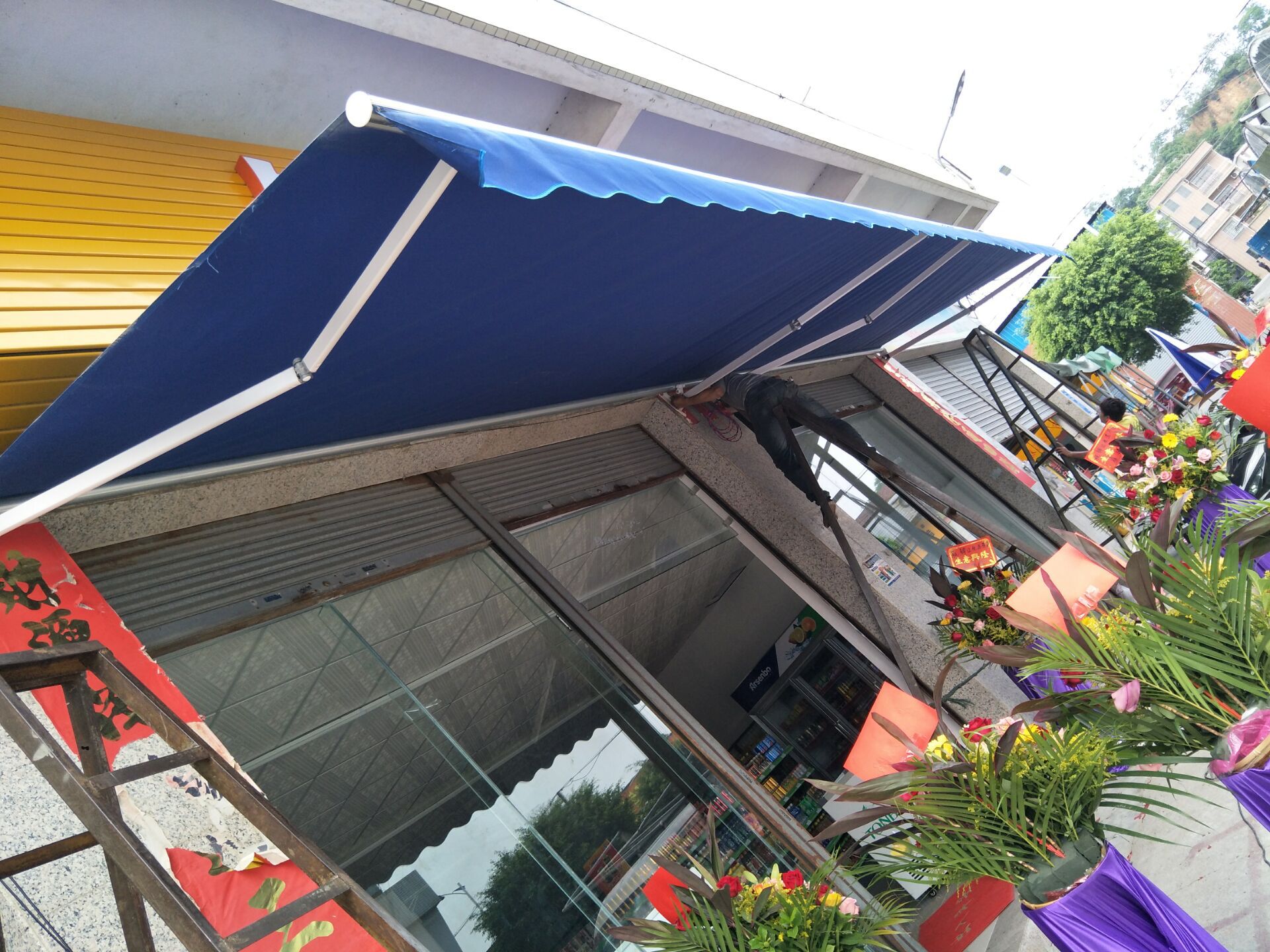 量身定做手摇遮阳篷雨棚曲臂伸缩帐篷遮阳棚收缩彩篷一件定制