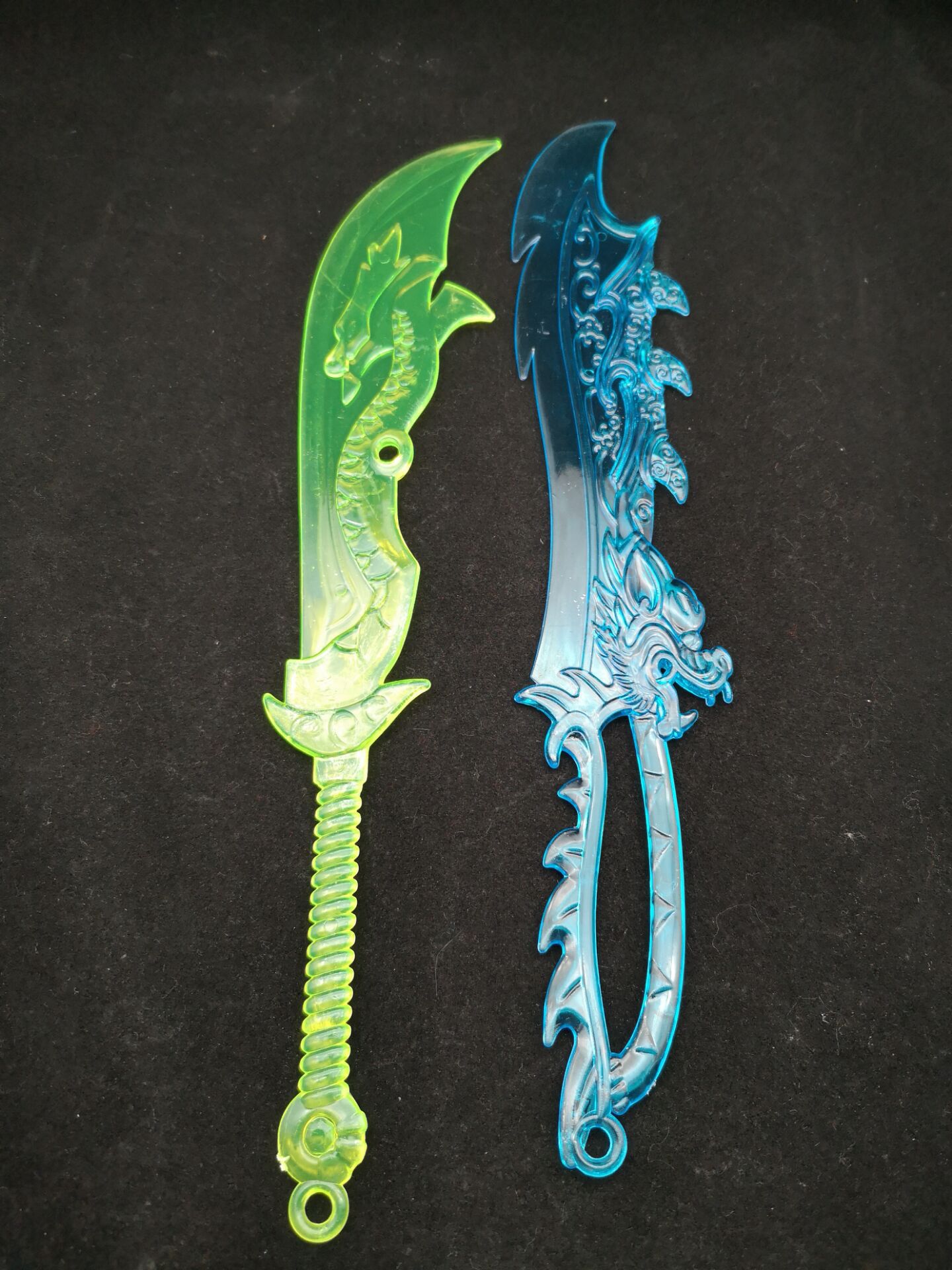 学校周边儿童玩具多种火线精英水晶兵器刀剑学生小礼物单卖批发