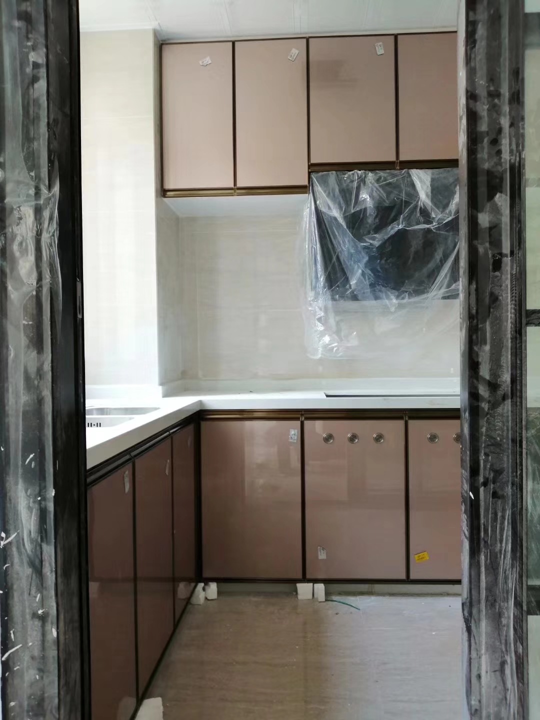 好美屋厂家批发橱柜门 整体厨房晶钢门钢化玻璃普通包边