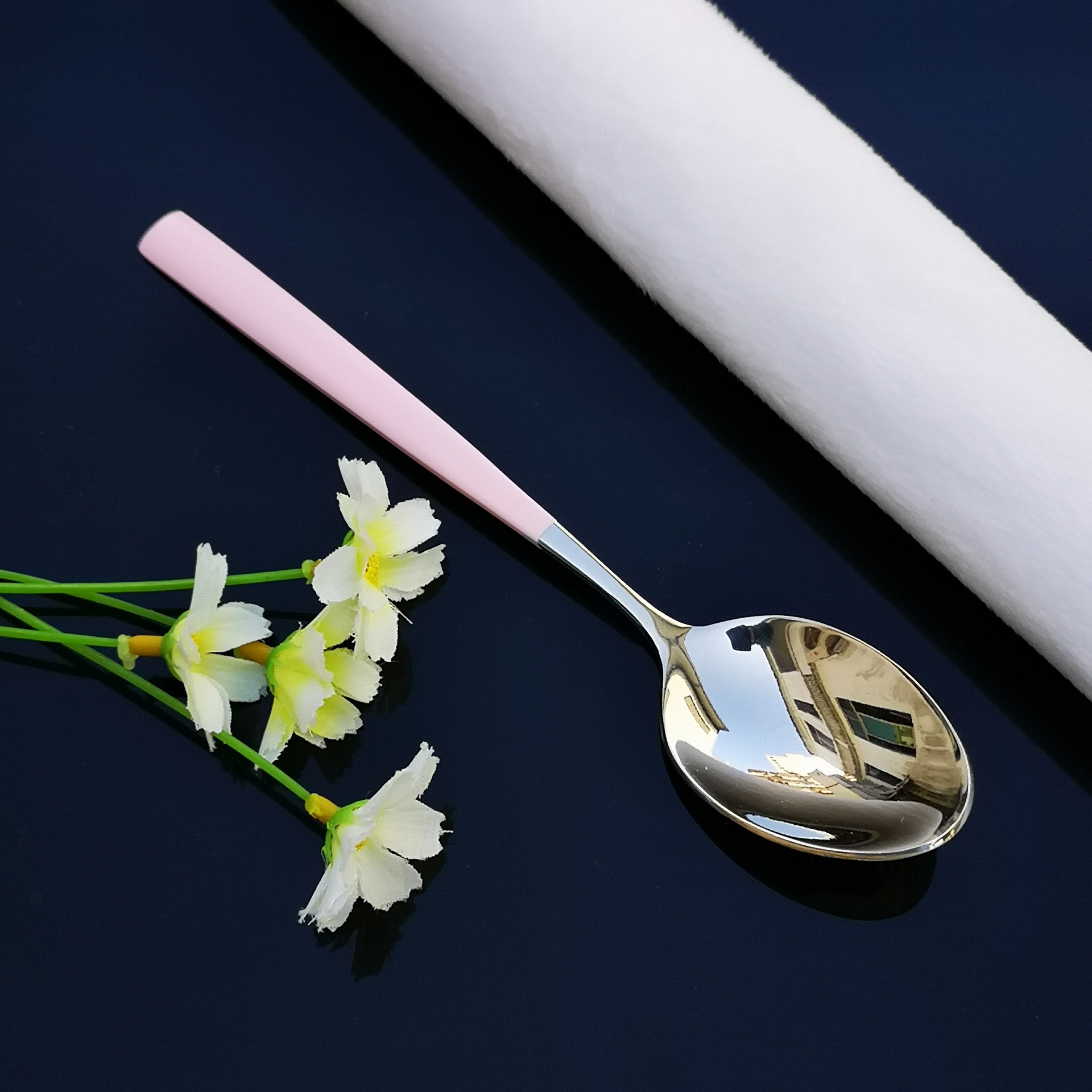 厂家直销304不锈钢勺子可定制可开模喷漆真空镀钛金餐具搅拌餐勺