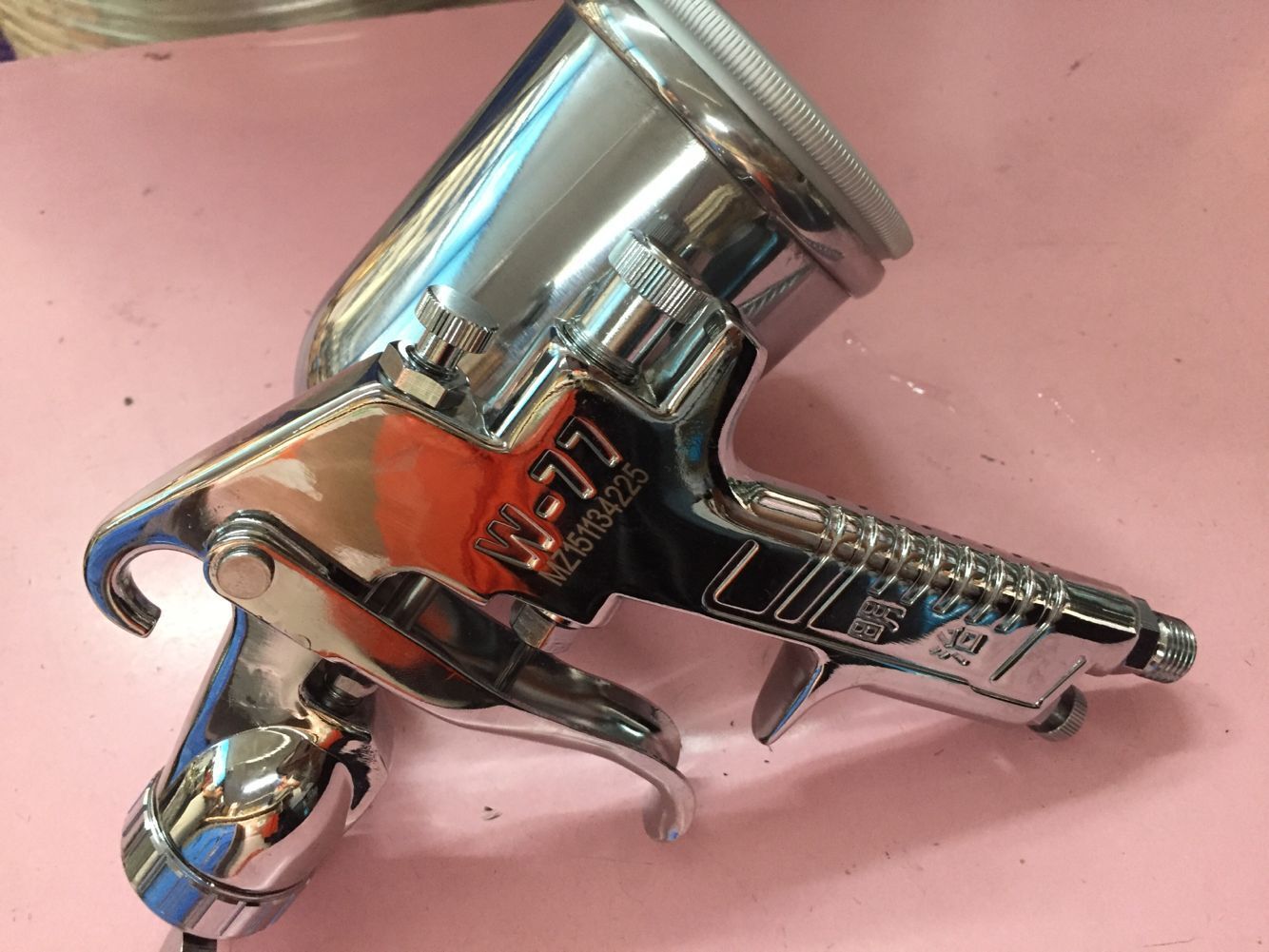 明治喷枪高雾化汽车油漆喷漆枪气动家具喷漆工具木工涂料w-77