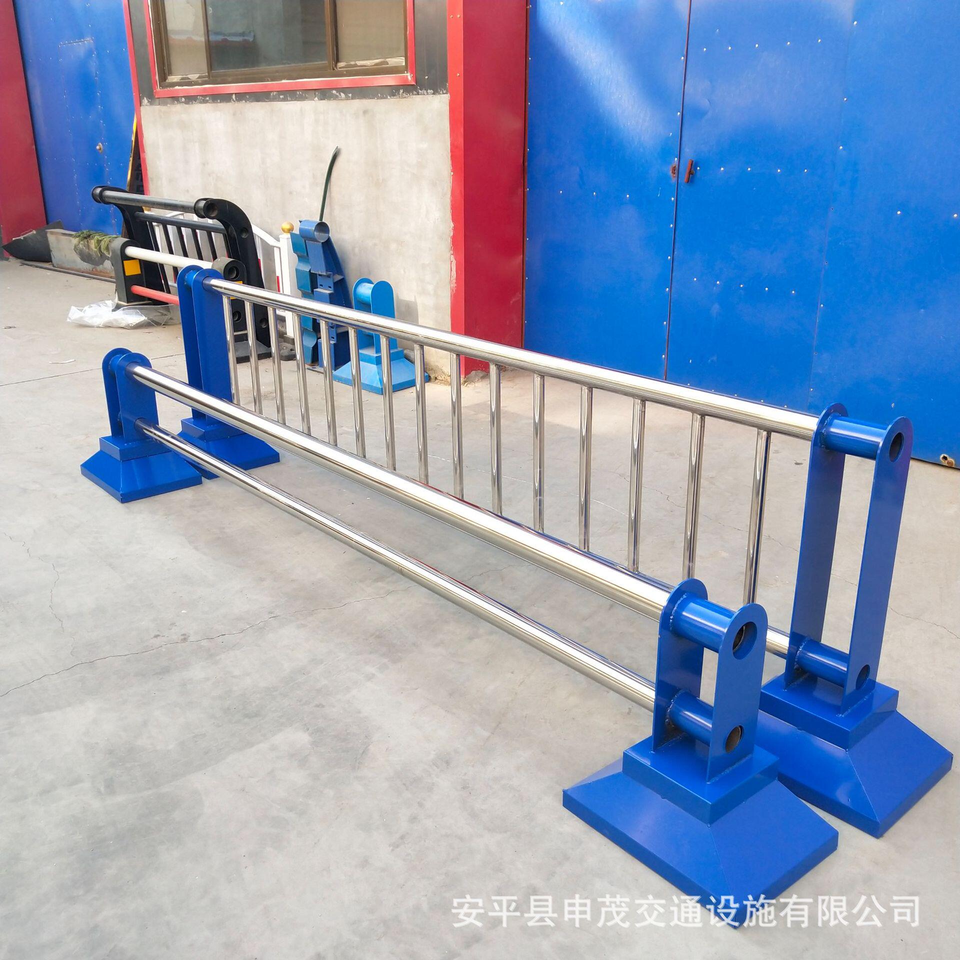机非护栏 60高q235材质停车场隔离墩 不锈钢隔离护栏城市蓝色护栏