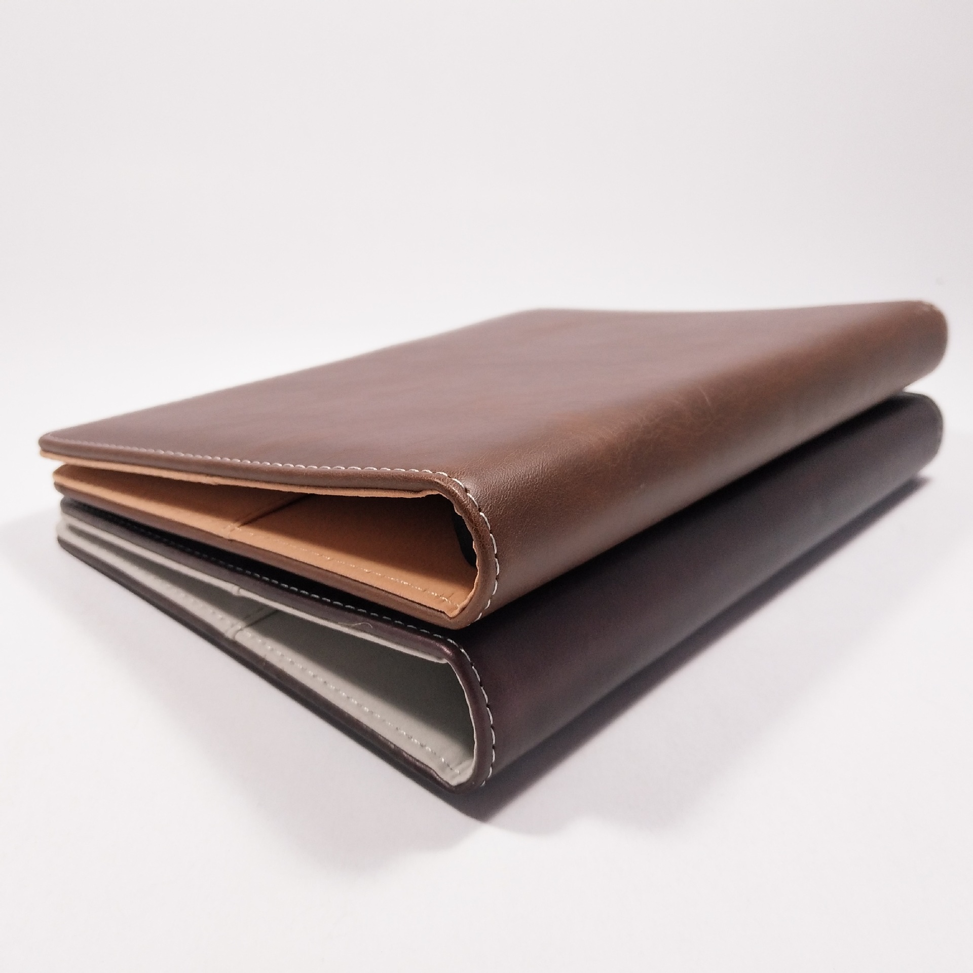 人造革pu笔记本定制厂家选辰东皮具人造革皮a5活页笔记记事本定做