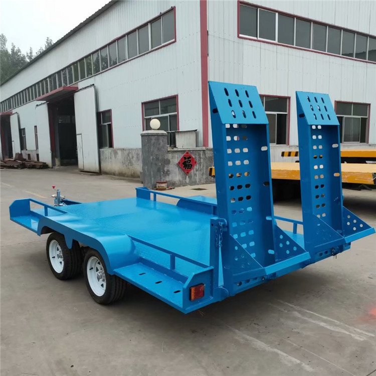 厂家直销 半挂式运输车小型车辆拖车 中置车桥车辆运输车定制直销