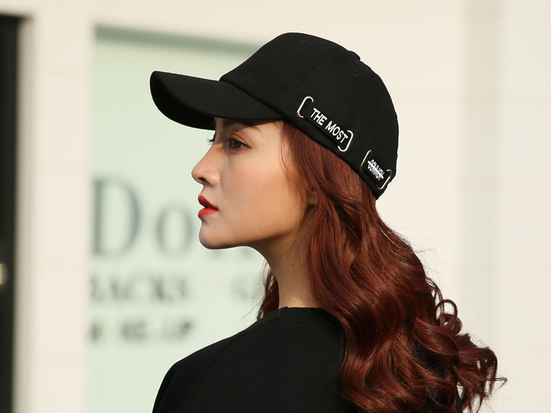 ins新款帽子女韩版侧边字母百搭遮阳帽潮 情侣户外休闲鸭舌棒球帽