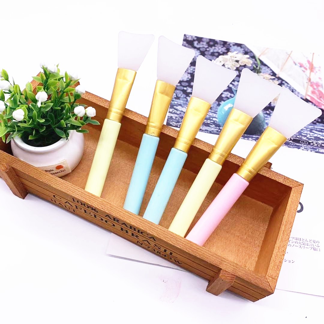 新款硅胶面膜刷面膜棒diy美容软胶调膜棒不吃面膜美容面膜泥工具