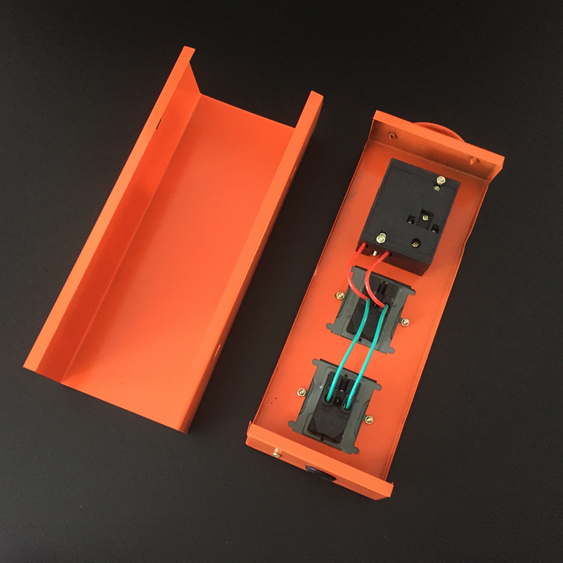 铁壳双五孔 建筑施工地临时移动手提箱小电箱便携式铁箱配电箱-阿里巴