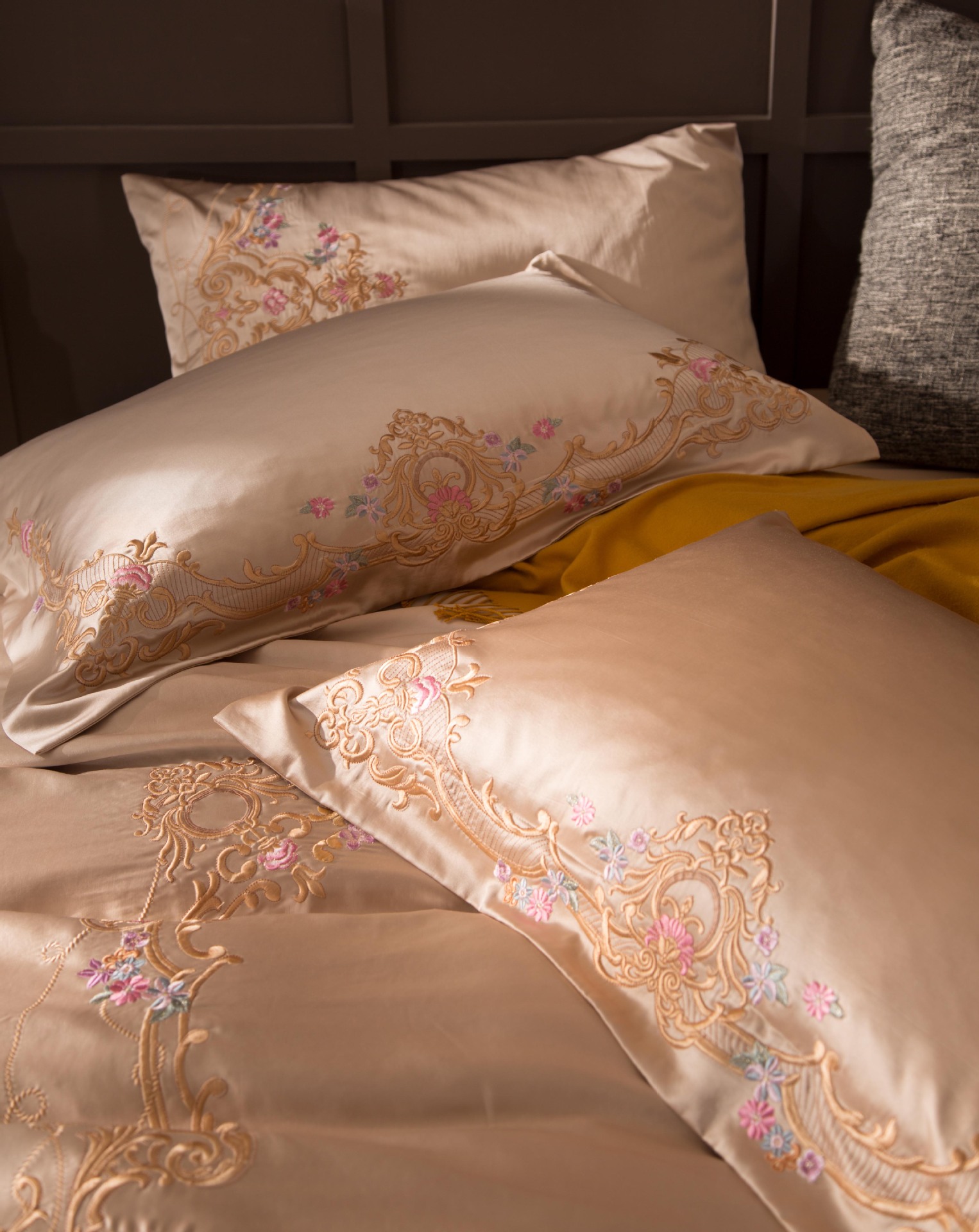新款欧式绣花婚庆四件套 120s支真丝棉高端刺绣全棉纯棉床上用品