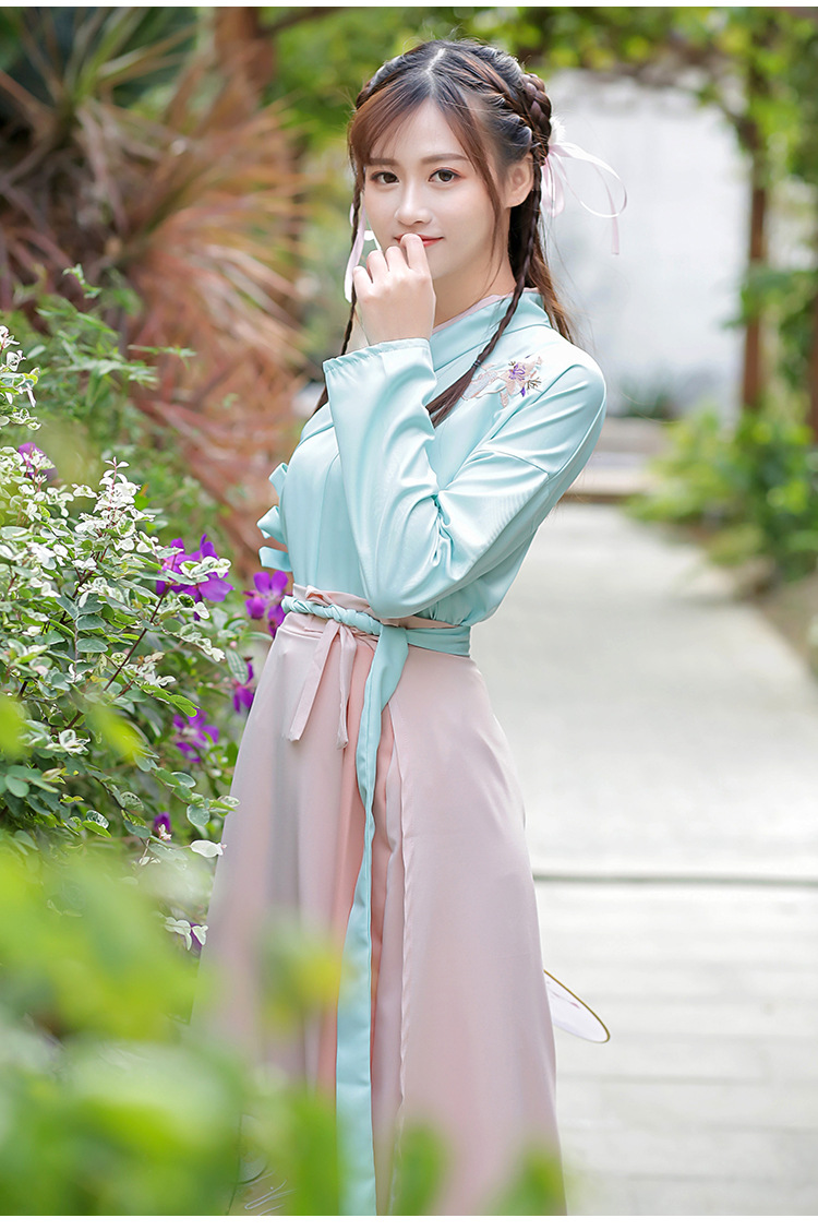 新款夏装汉服女绣花交领齐腰襦裙落花雪兔日常复古汉元素套装