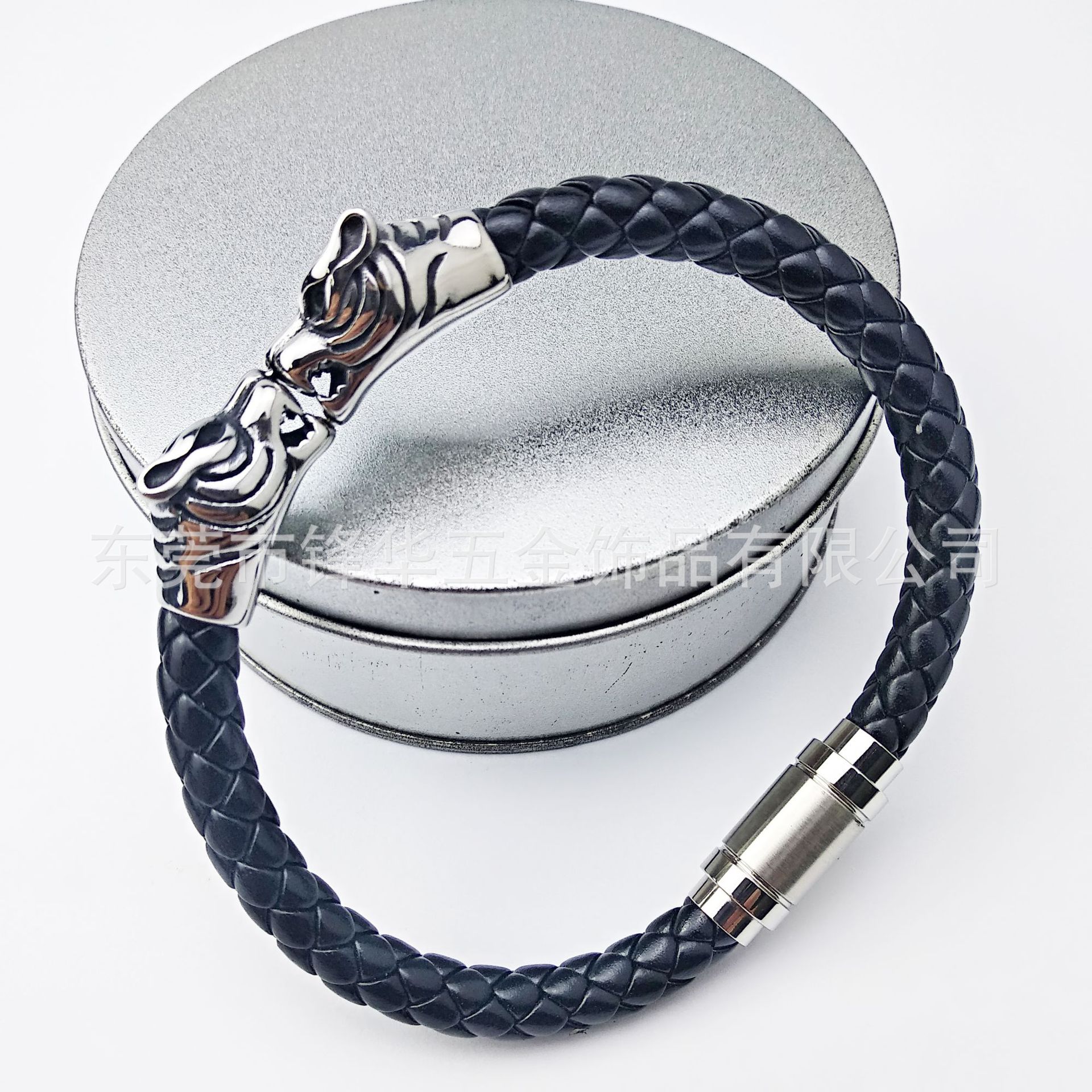 独立站编织皮绳手链钛钢时尚双头龙手镯复古个性手环首饰批发