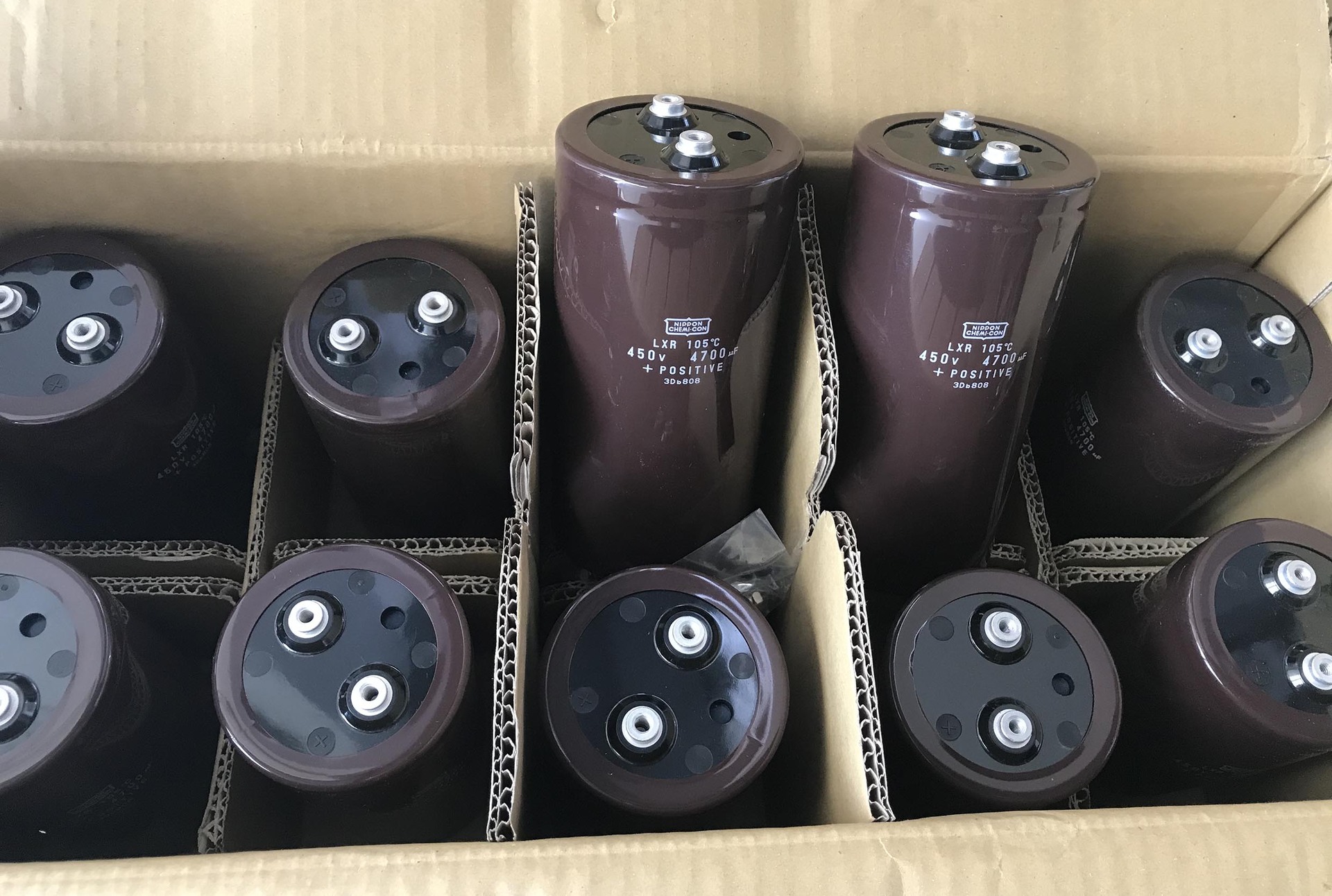 日本ncc黑金刚lxr系列铝电解电容器 4700uf450v 全新现货