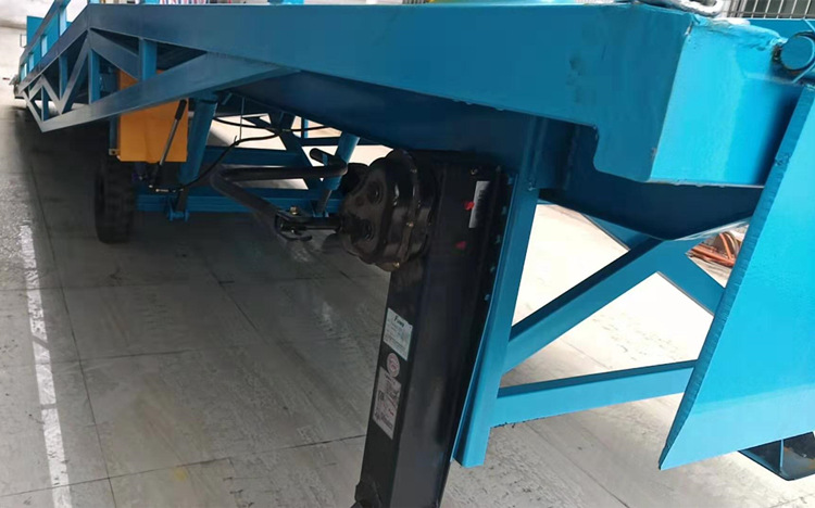 10吨移动式液压登车桥集装箱货柜车物流仓库卸货平台叉车过桥板