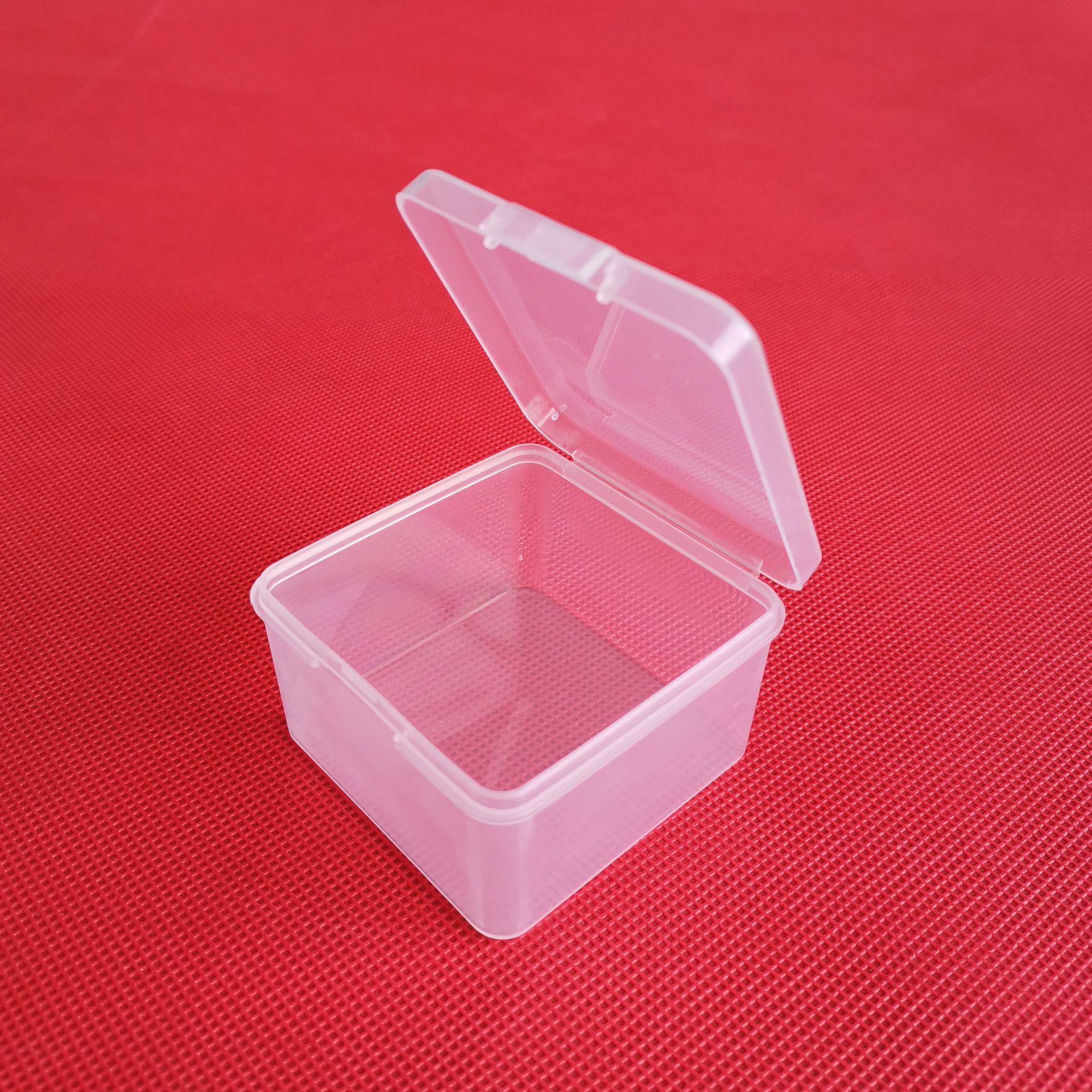 现货批发 通用包装方形pp塑料盒 优质透明注塑盒 渔具配件盒