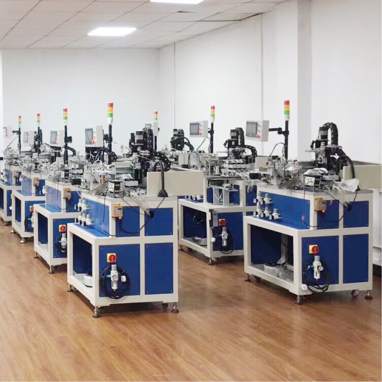 全自动穿套管绕线机卷绕线包挡墙胶带安规变压器多功能自动化生产