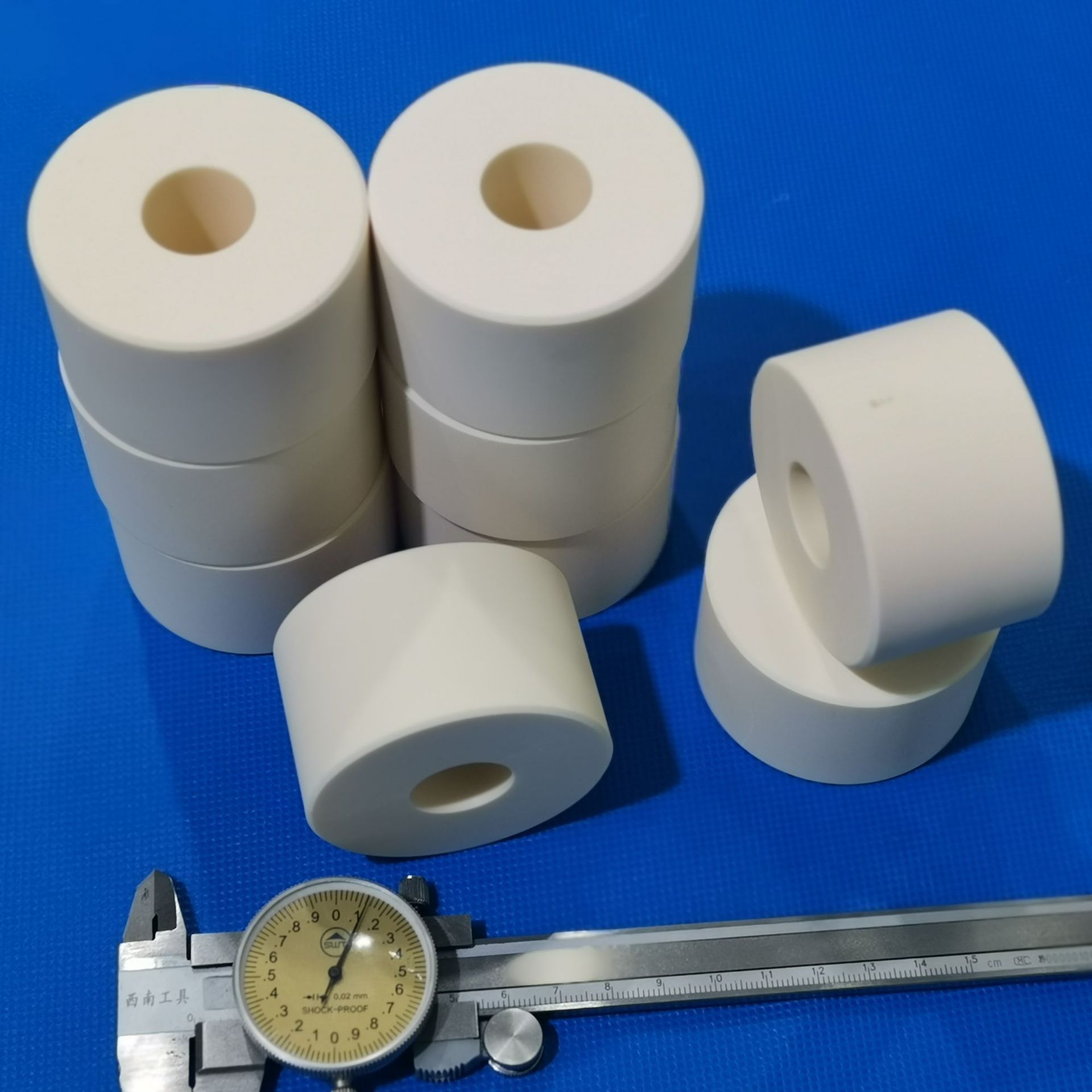 99氧化铝陶瓷柱绝缘陶瓷导向柱精密陶瓷配件