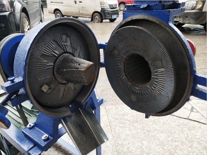 高翔200型干湿两用磨粉机 饲料粉碎机 家用磨浆机 五谷杂打粉机器