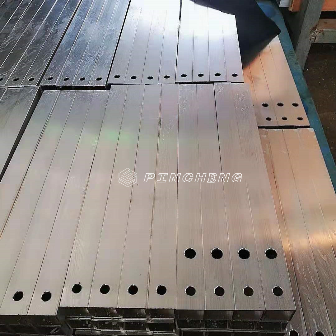 铝方管打孔加工攻丝加工cnc加工铝表面阳极氧化拉丝处理