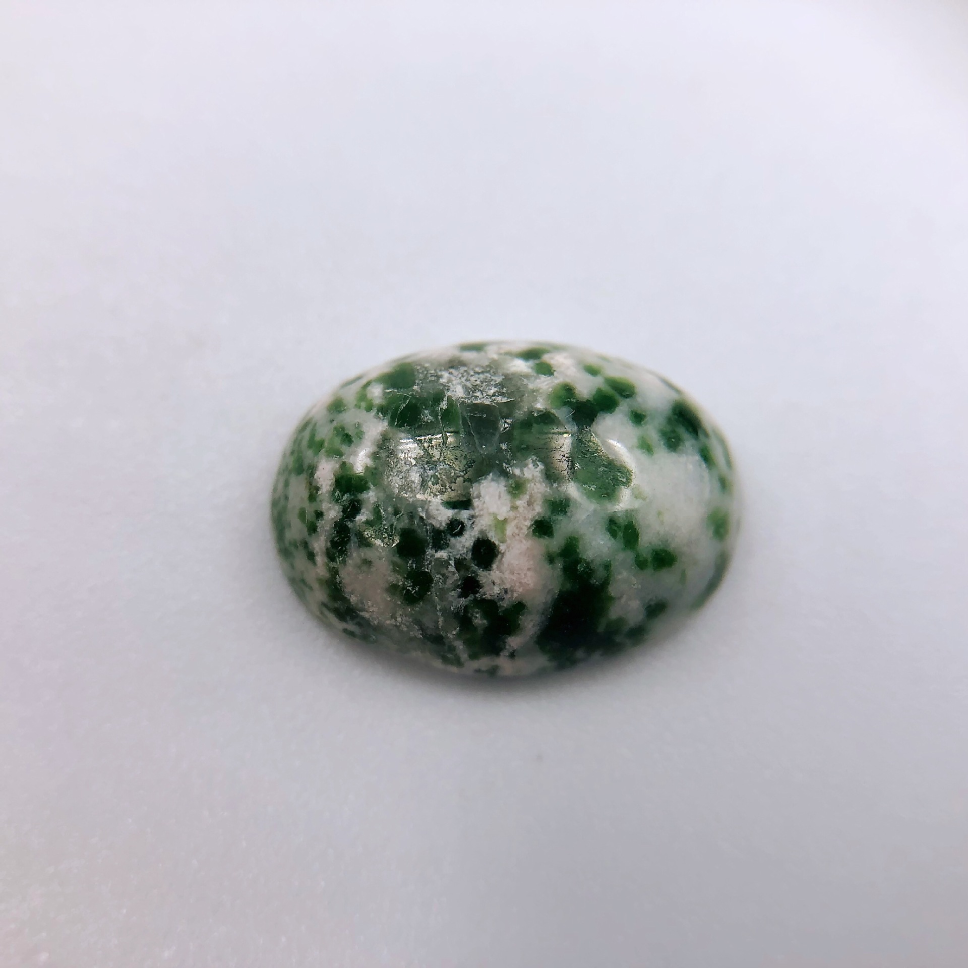 【伟惠宝石】绿点石宝石配件 旦型裸石饰品 diy特殊定制饰品配件