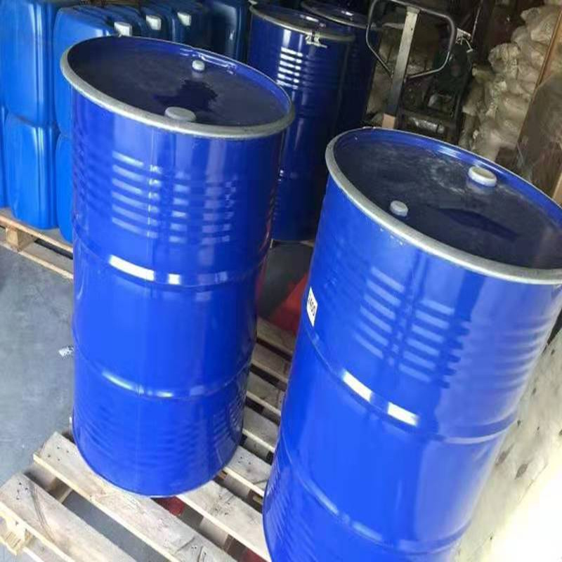 厂家直销工业级松节油精油松节油橡胶助剂油画助熔剂天然含油树脂