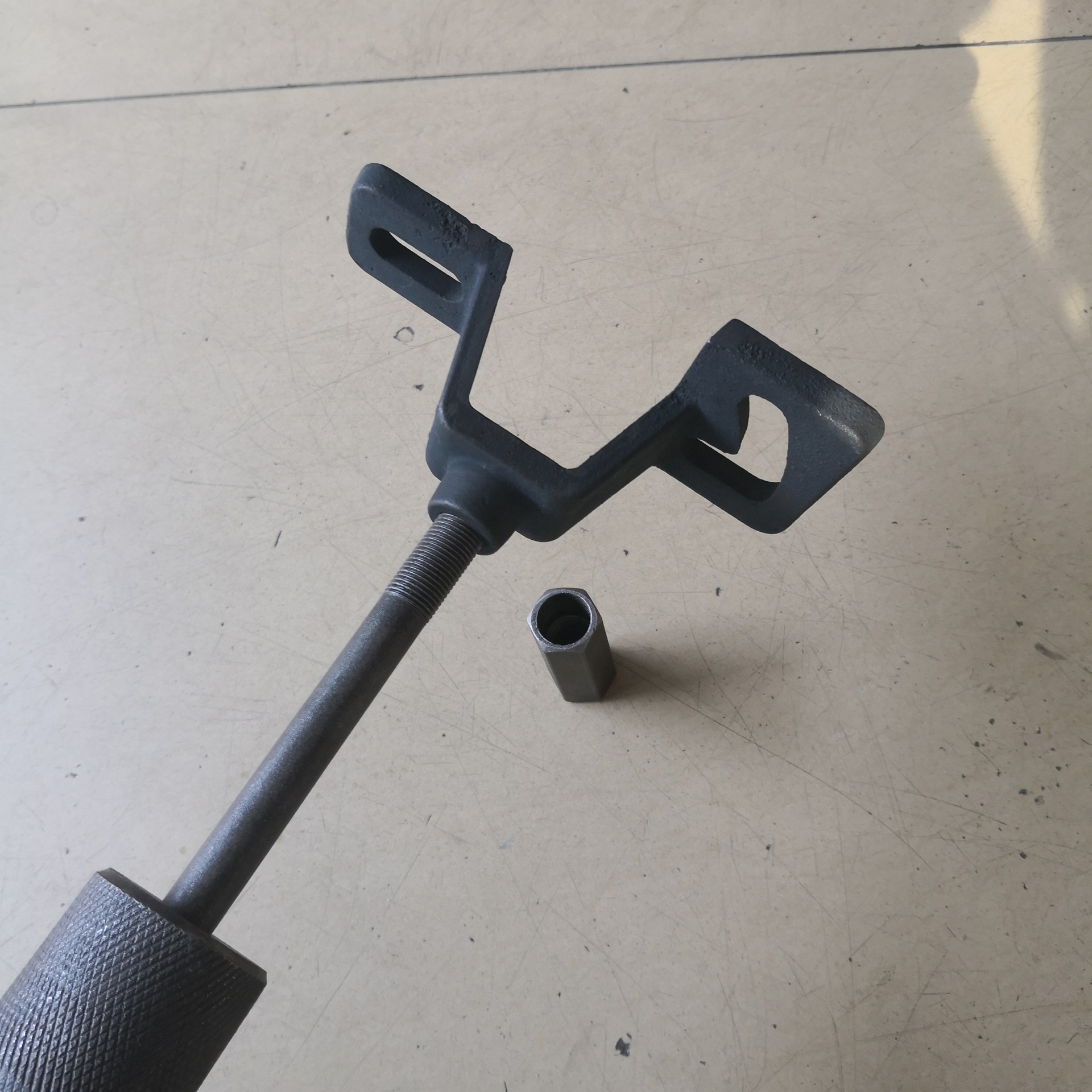 电动三轮车拆卸半轴轴承外圈刹车锅工具 拆装后翘半轴工具