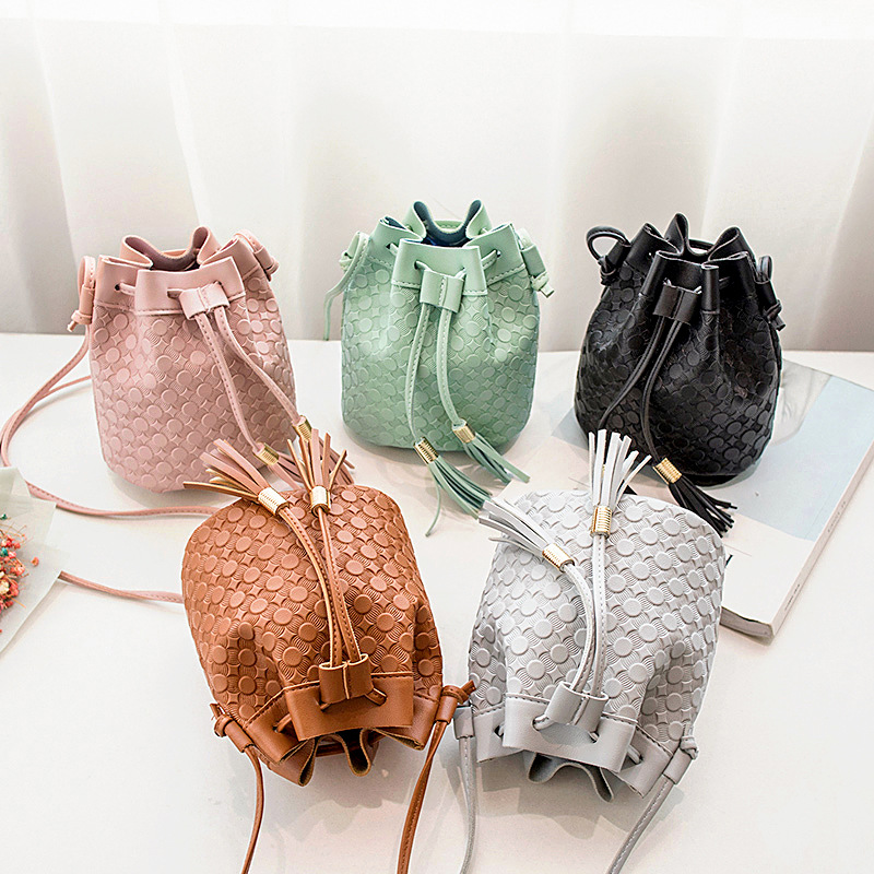 Factory for Women's Bag Embossed Double Tassel Bucket Bag Amazon Wholesale 2020 Korean New Crossbody Shoulder Coin Purse